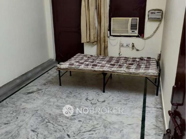 1 BHK Flat In Standalone Building for Rent In Kalkaji