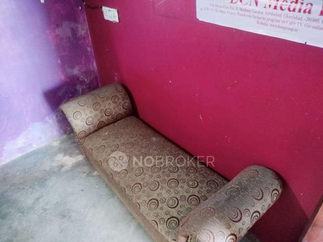 1 BHK Flat In Standalone Building for Rent In Kamla Nehru Nagar