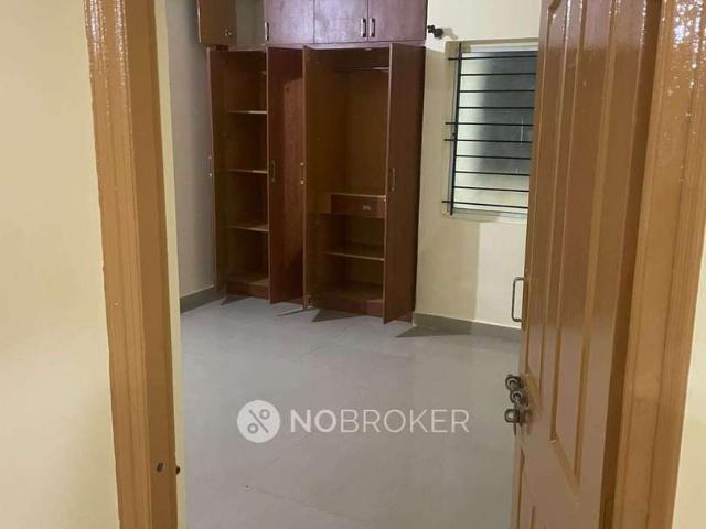 1 BHK Flat In Standalone Building for Rent In Hsr Layout