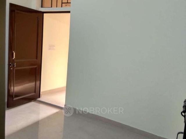 1 BHK Flat In Standalone Building for Rent In Janakpuri