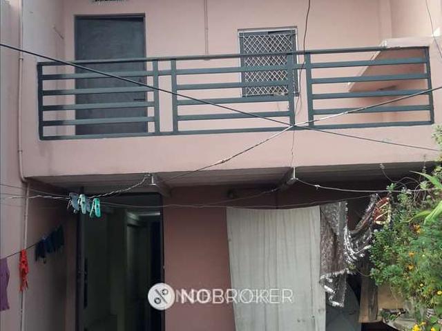 1 BHK Flat In Standalone Building for Rent In Janakpuri