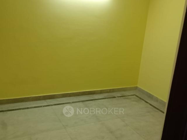 1 BHK Flat In Standalone Building for Rent In Laxmi Nagar