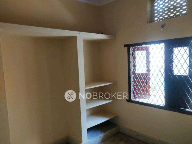 1 BHK Flat In Standalone Building for Rent In Moosarambagh