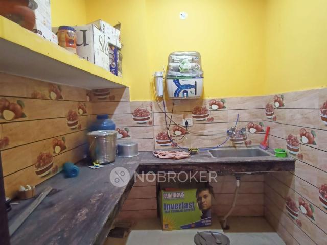 1 BHK Flat In Standalone Building for Rent In Mukandpur