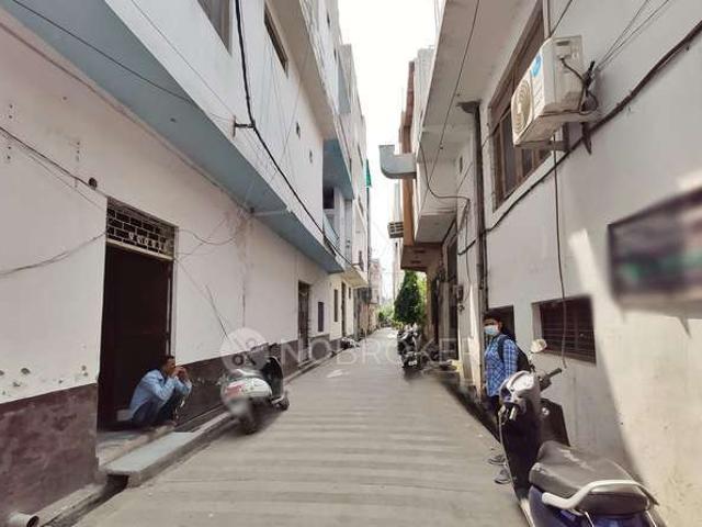 1 BHK Flat In Standalone Building for Rent In Muradnagar