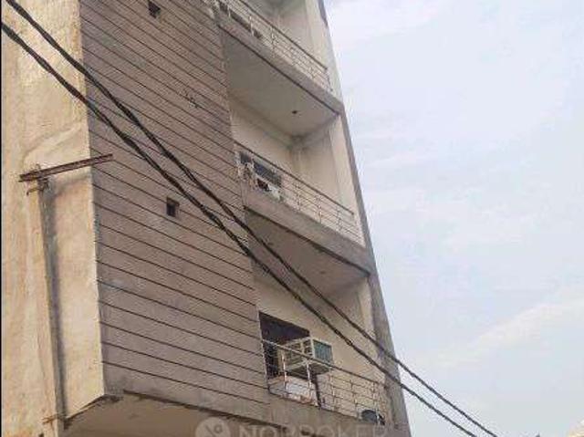 1 BHK Flat In Standalone Building for Rent In Nai Basti Dundahera