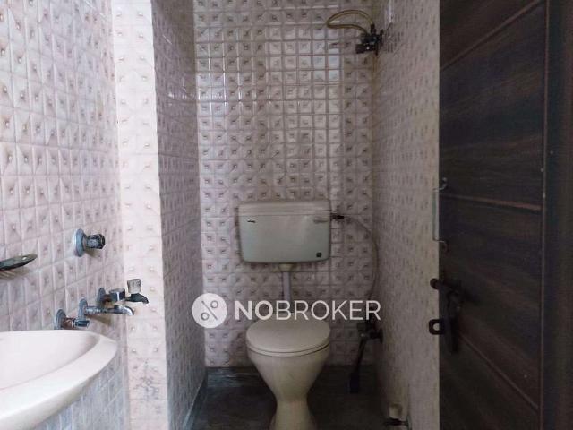 1 BHK Flat In Standalone Building for Rent In New Ashok Nagar