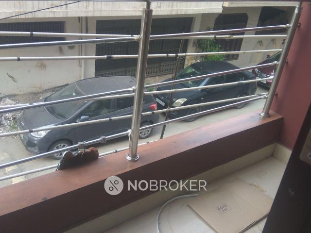 1 BHK Flat In Standalone Building for Rent In Sector 11
