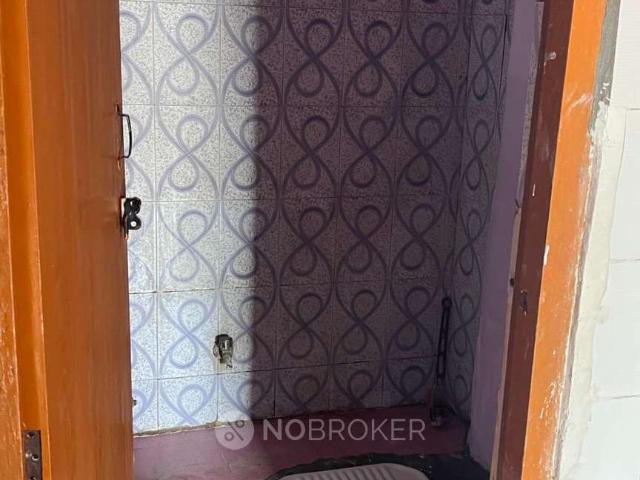 1 BHK Flat In Standalone Building for Rent In Sector 11
