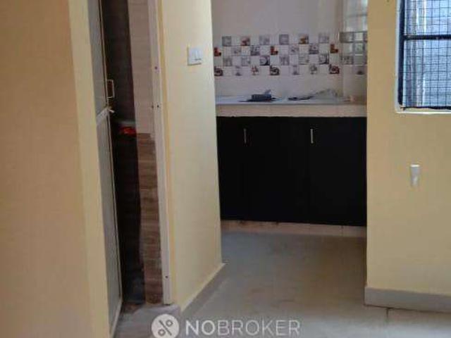 1 BHK Flat In Standalone Building for Rent In Sector 121
