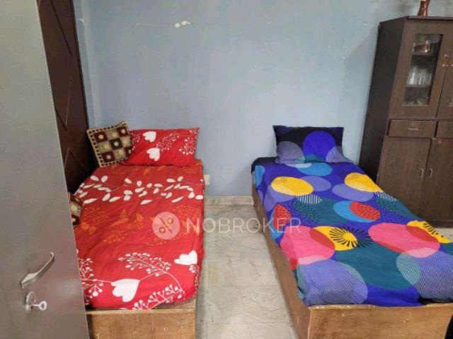 1 BHK Flat In Standalone Building for Rent In Sector 13