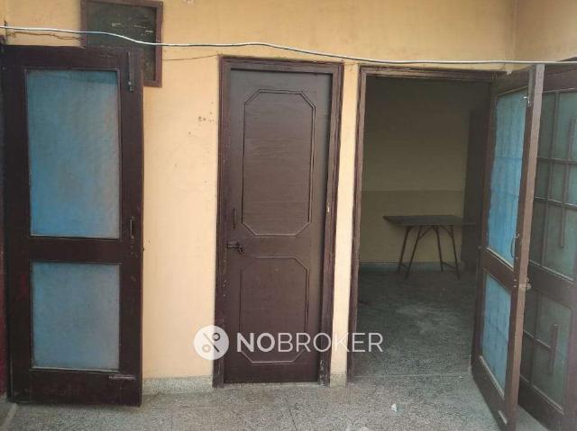 1 BHK Flat In Standalone Building for Rent In Sector 20