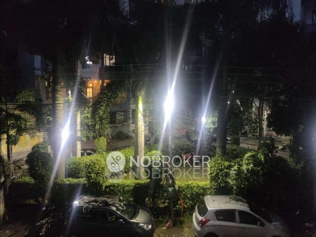 1 BHK Flat In Standalone Building for Rent In Sector 30