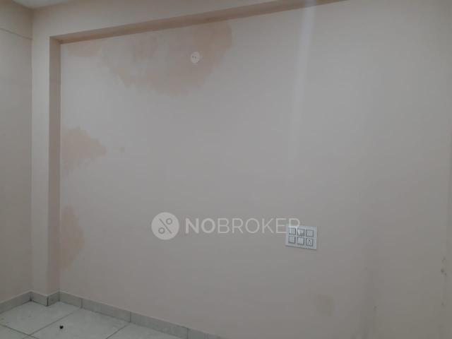 1 BHK Flat In Standalone Building for Rent In Sector 57