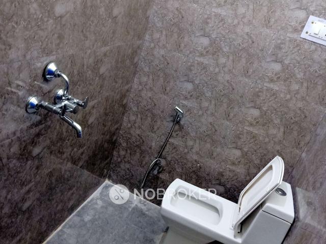 1 BHK Flat In Standalone Building for Rent In Sector 52
