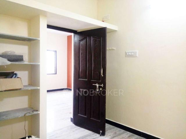 1 BHK Flat In Standalone Building for Rent In Pallikaranai