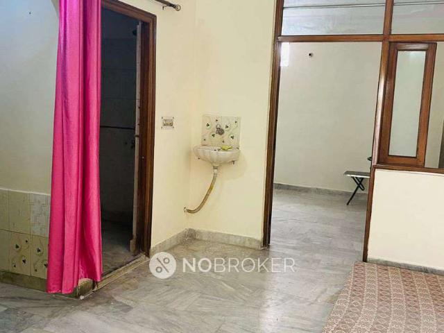 1 BHK Flat In Standalone Building for Rent In Prakash Mohalla