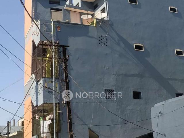1 BHK Flat In Standalone Building for Rent In Tarnaka