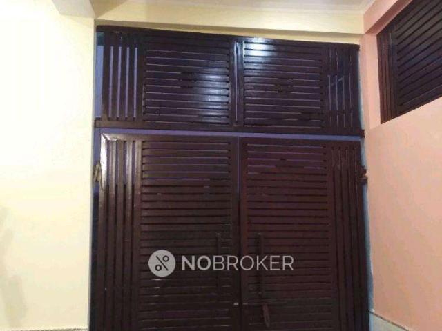 1 BHK Flat In Standalone Building For Sale In Madanpur Khadar