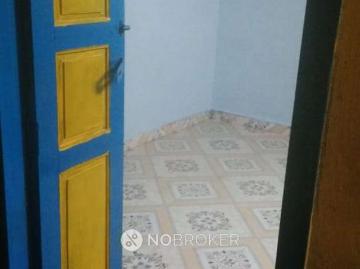 1 BHK Flat In Standalone Bulding for Rent In Chromepet