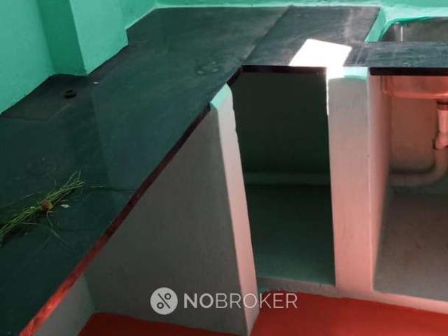 1 BHK Flat In Standalone for Lease In Royapettah
