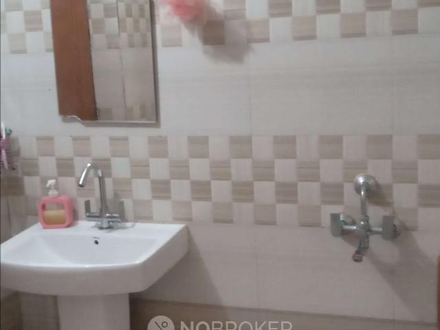 1 BHK Flat In Standalone for Rent In Sector 52