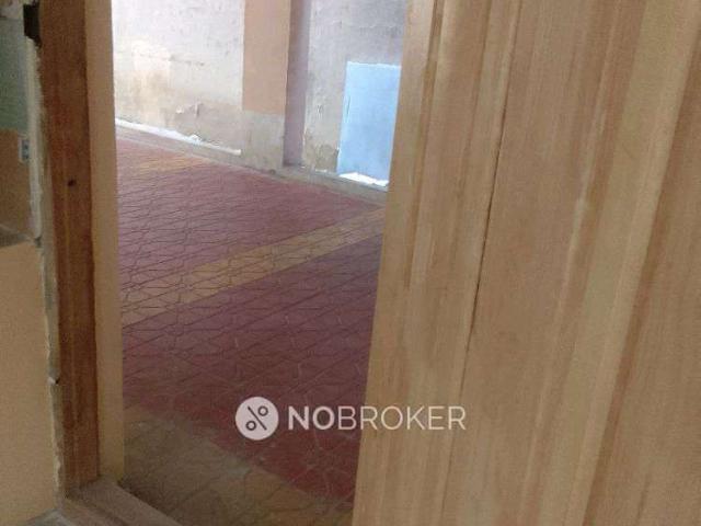 1 BHK Flat In Standlone Building for Lease In Shenoy Nagar
