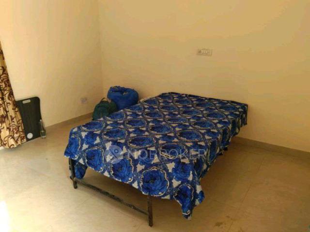 1 BHK Flat In Standlone Building for Rent In Sushant Lok Phase 1