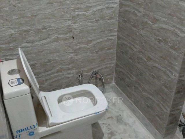 1 BHK Flat In Standlone Buliding for Rent In Ashok Vihar