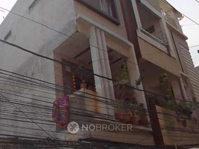 1 BHK Flat In Standradlone Building for Rent In Banjara Hi