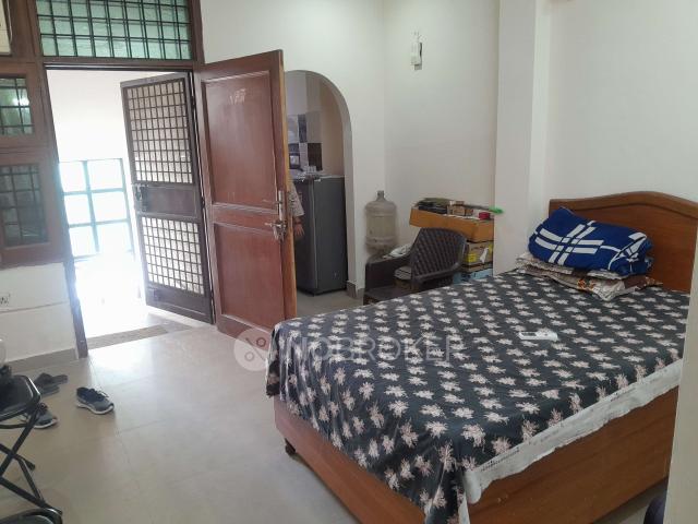 1 BHK Flat In Strandalone Apartment for Rent In Sector 24