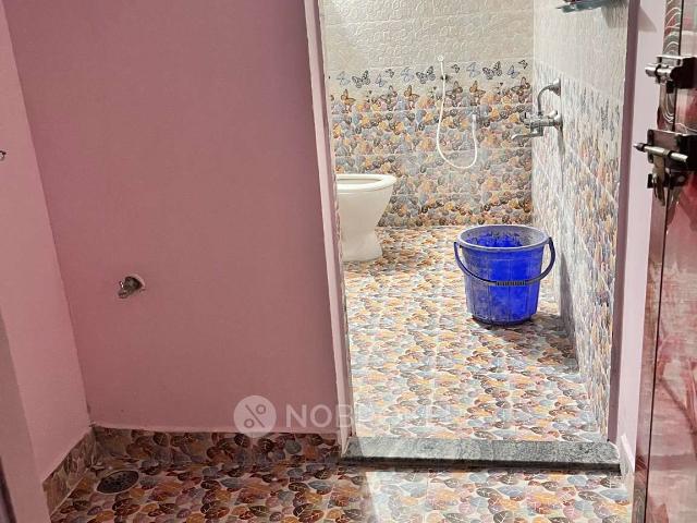 1 BHK Flat In Suguna Kumar Flat for Rent In Pallikaranai