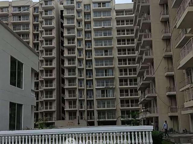 1 BHK Flat In Sunrays 63 Golf Drive For Sale In Sector 63