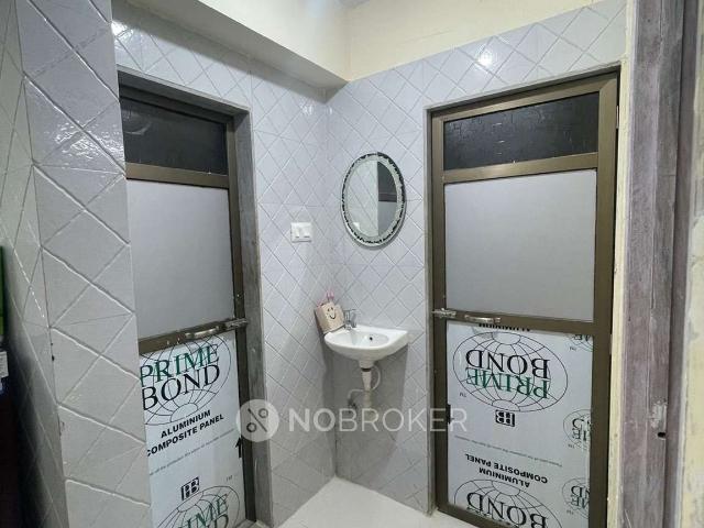 1 BHK Flat In Suvidha Pearl For Sale In Vile Parle East