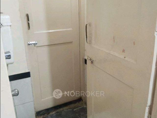 1 BHK Flat In Swan Building For Sale In Sewri