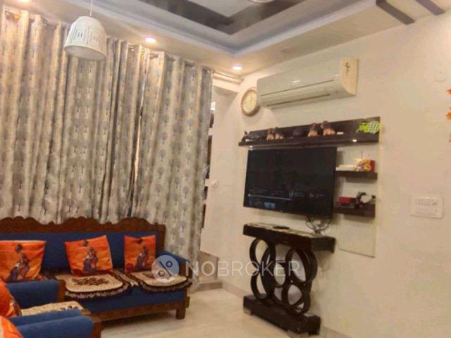 1 BHK Flat In Sansad Vihar for Rent In Pitam Pura