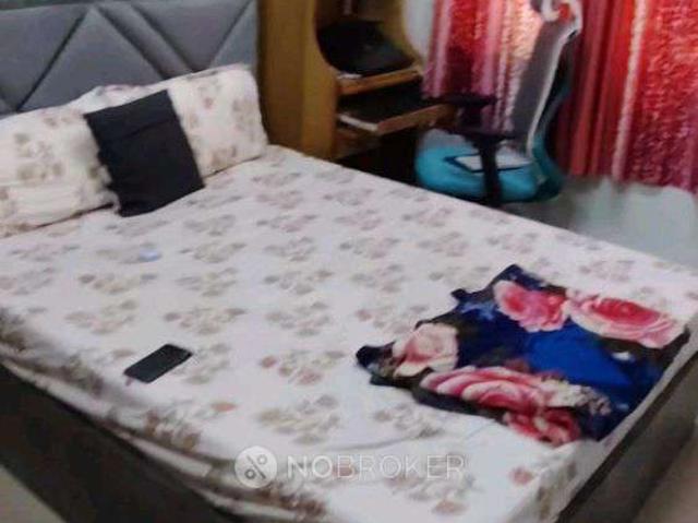 1 BHK Flat In Sauda Heights For Sale In Sandhurst Road, dongri