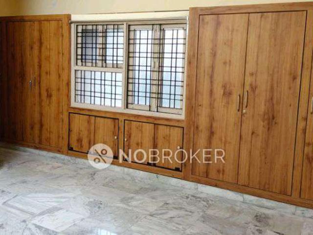 1 BHK Flat In Sb for Rent In Banjara Hills