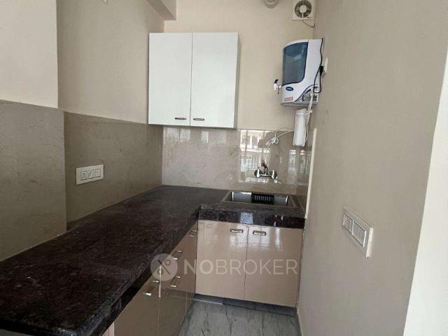1 BHK Flat In Sb for Rent In Sector 52