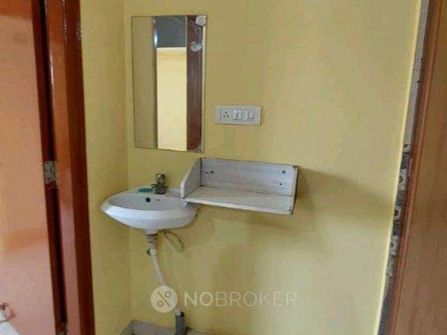 1 BHK Flat In Sb for Rent In Yemalur, Bellandur