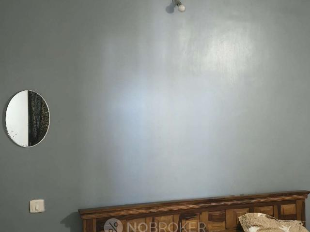 1 BHK Flat In Selene Park Had For Sale In Selene Park