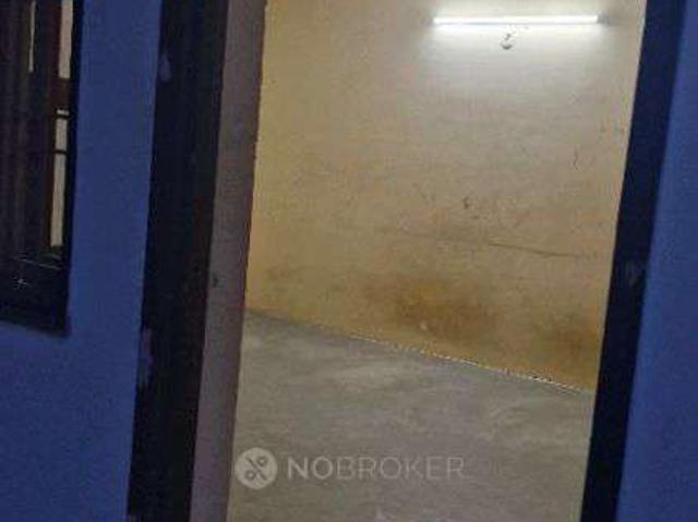 1 BHK Flat In Shakuntla Bhawan for Rent In Naya Ganj