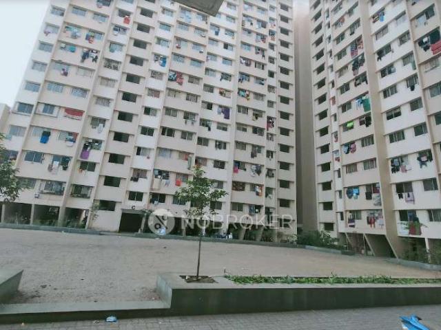 1 BHK Flat In Shravandhara Cooperative Housing Society for R
