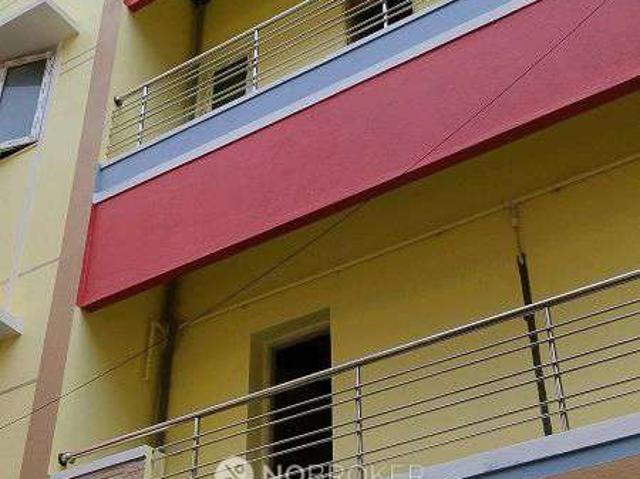 1 BHK Flat In Shri Apartments For Sale In Teynampet