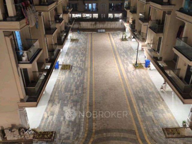 1 BHK Flat In Signature Global City Sector 92 for Rent In C