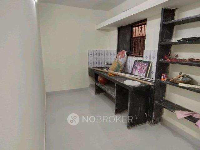 1 BHK Flat In Siddhi Complex Phurshing for Rent In Bhekrai Nagar