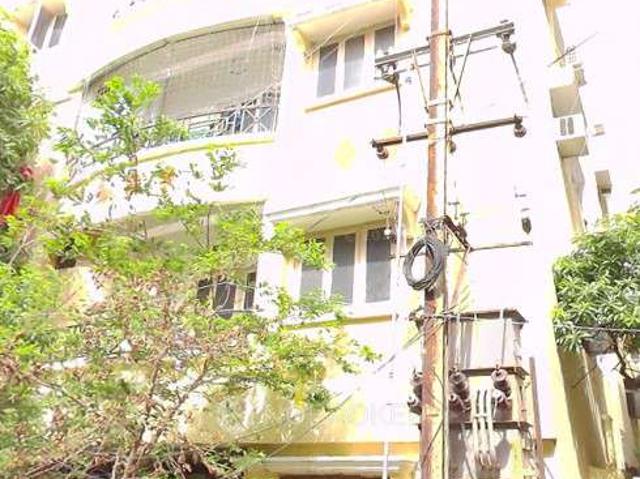 1 BHK Flat In Sri Ganesh Residency for Rent In Madhapur