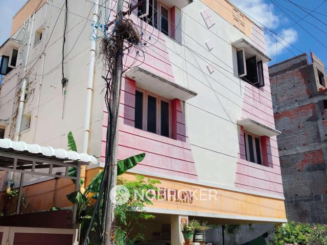 1 BHK Flat In Sri Hari Flat For Sale In Pallikaranai
