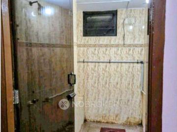 1 BHK Flat In Sri Sai Villa for Rent In X5cv+w3h, Puzhuthiv