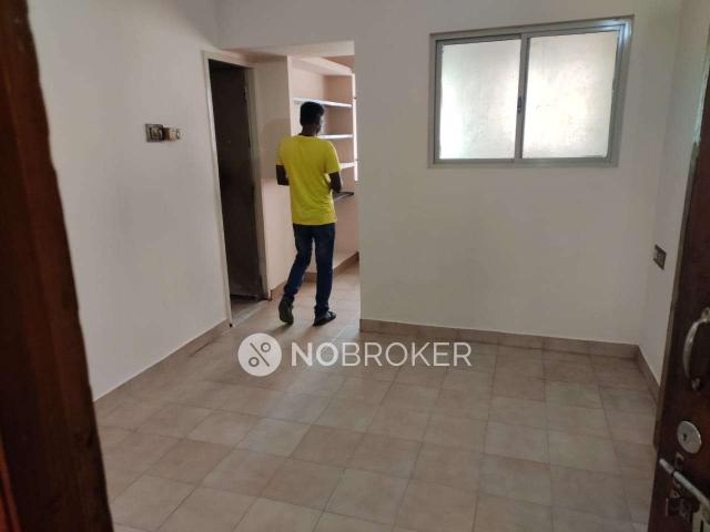 1 BHK Flat In Sruthi Apartment for Rent In Velachery